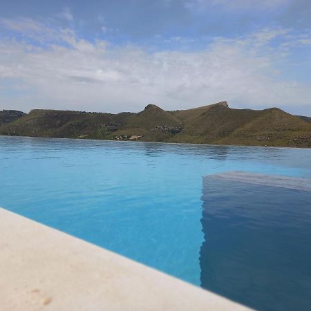Villa Meriem Noto Eksteriør billede