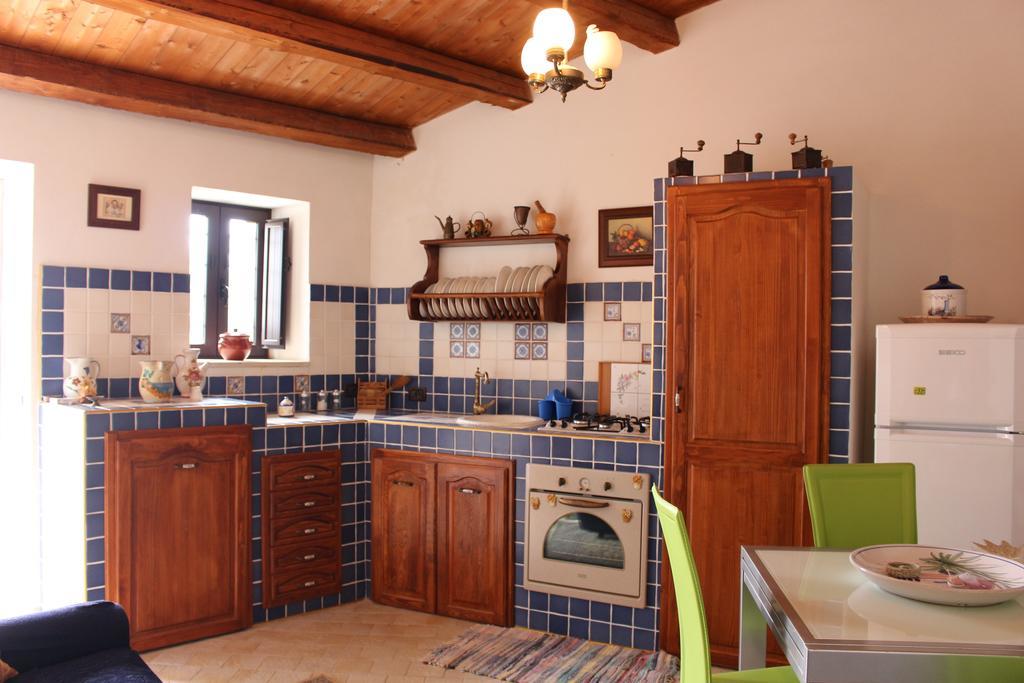 Villa Meriem Noto Værelse billede